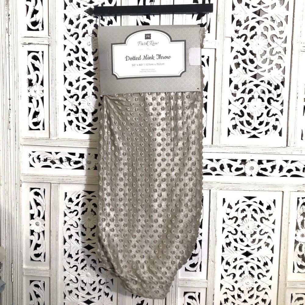 Park Row Throw Blanket Dimple Dot Platinum Gray – 50" x 60"